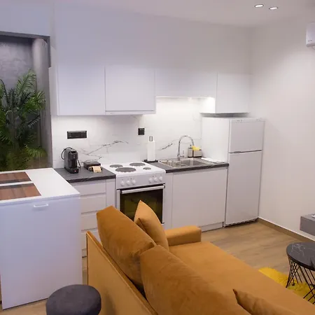 Anasa Studio - Studio Apartment With Yard - Ioannina City Center Exterior foto